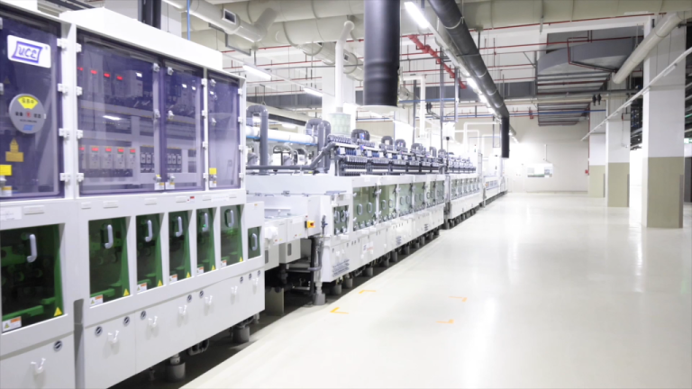 Key Factors Determining Your PCB Cost & Pricing 4 电镀车间-1024x576